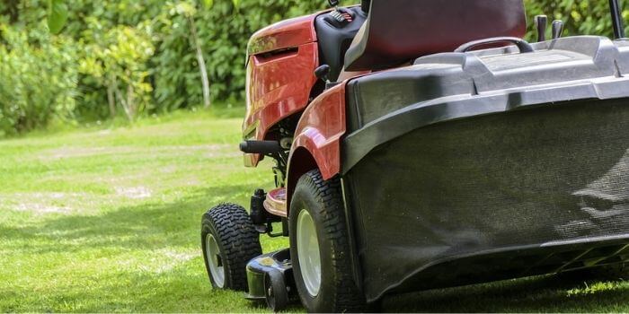 Best Lawn Tractor Tires for Traction